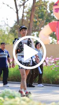 BIB:  <button type="button" onclick="openModal(27584042)" class="btn btn-primary btn-sm float-right" data-toggle="modal" data-target=".modal-high-quality">
                <i class="fa fa-download"></i> Download
                </button>